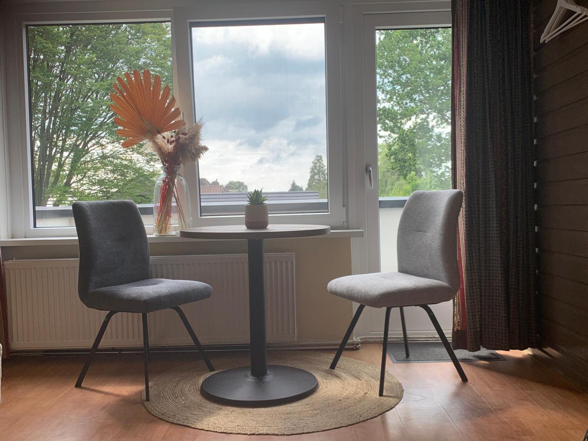 Comfortabele Familie Suite Met 2 Slk, Speelzolder, Balkon, Airco Den Ham Exteriör bild